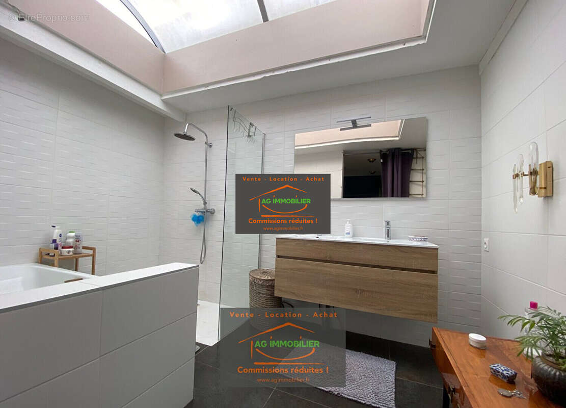 Maison à SAINT-MEEN-LE-GRAND