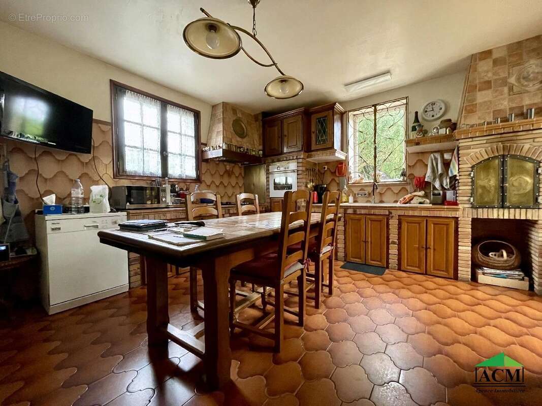 Maison à MERY-SUR-OISE