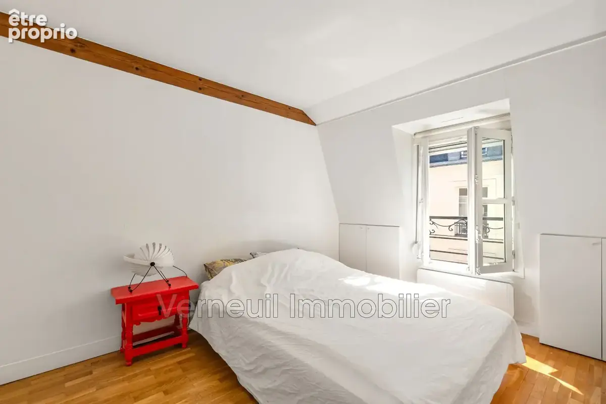 Appartement 4 pièces 82 m² à vendre à Paris-7e (75007) - photo 4