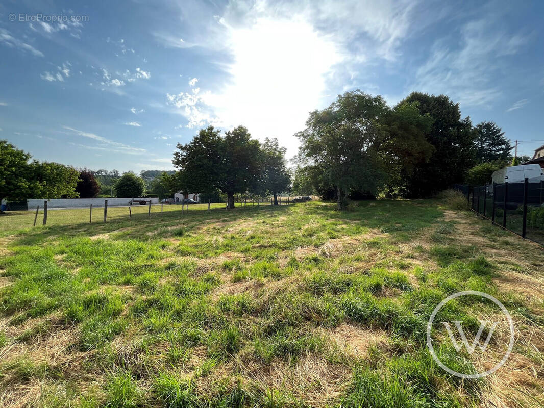 Terrain à FLAGEY-RIGNEY