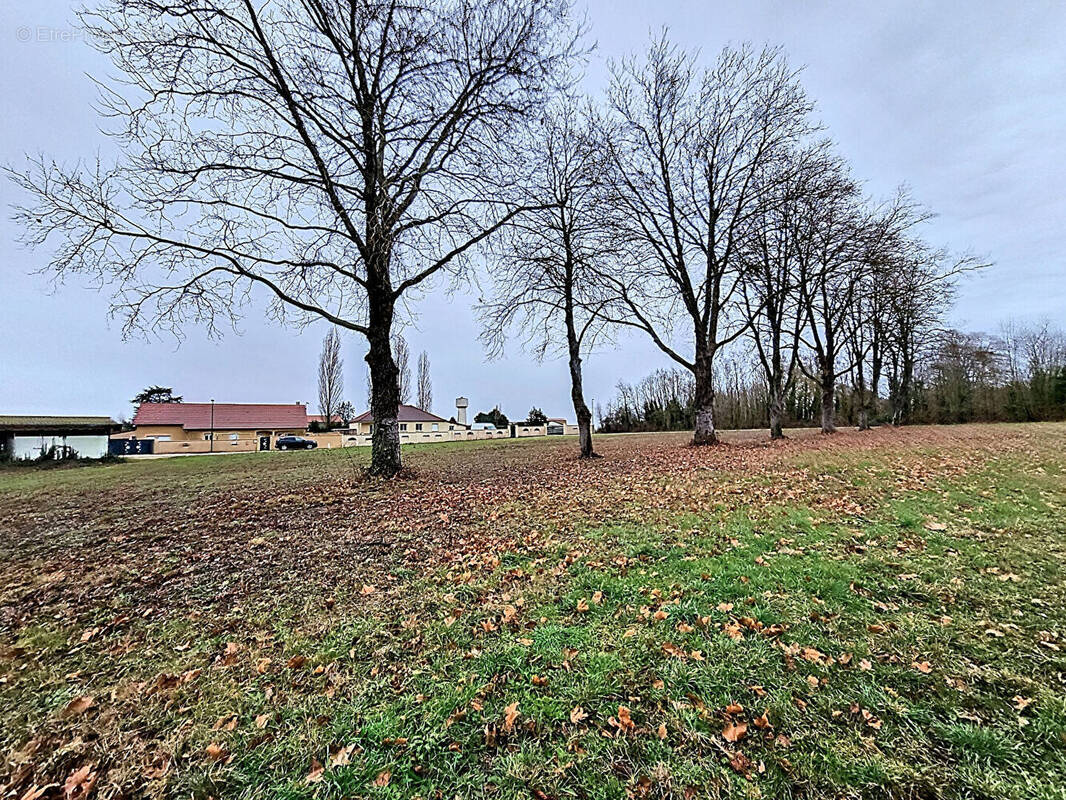 Terrain à VITRY-LE-FRANCOIS