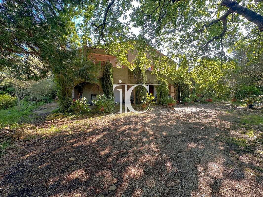 Maison à SAINT-AMBROIX