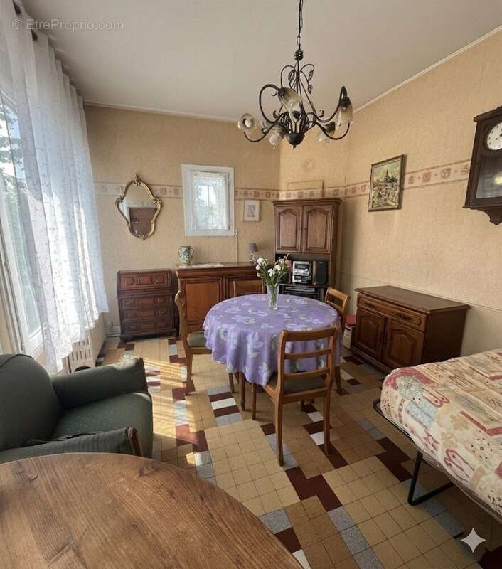 Maison à LA FRETTE-SUR-SEINE