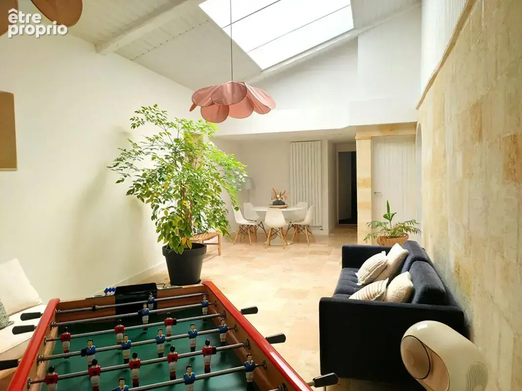 Propriete - 350 m² - 9 pieces - parc avec dependances - photo 9