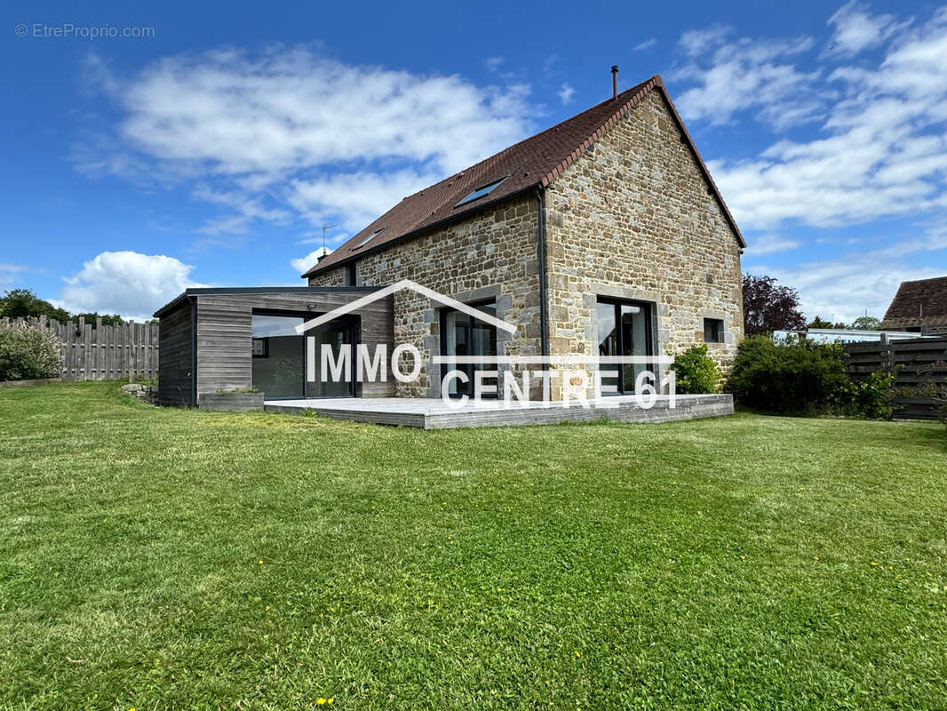 Maison à LA FERTE-MACE