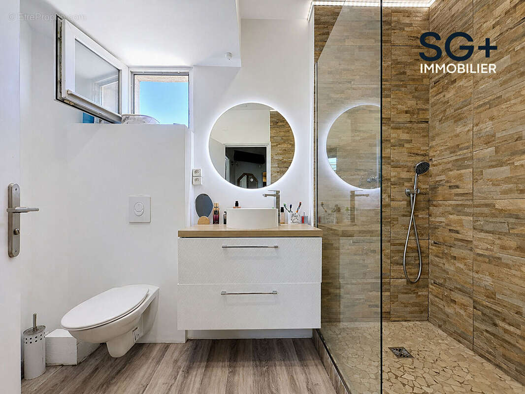 Appartement à MARSEILLE-12E