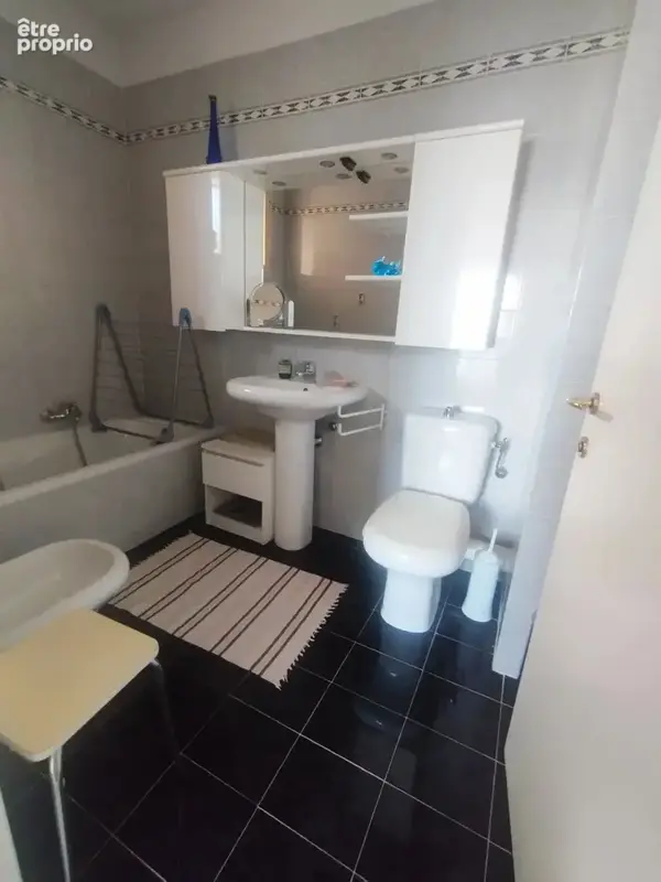 Menton Boulevard De Garavan. Magnifique appartement avec vue mer - photo 7