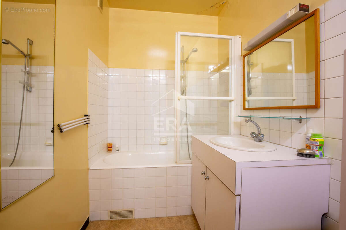 Appartement à PARIS-12E