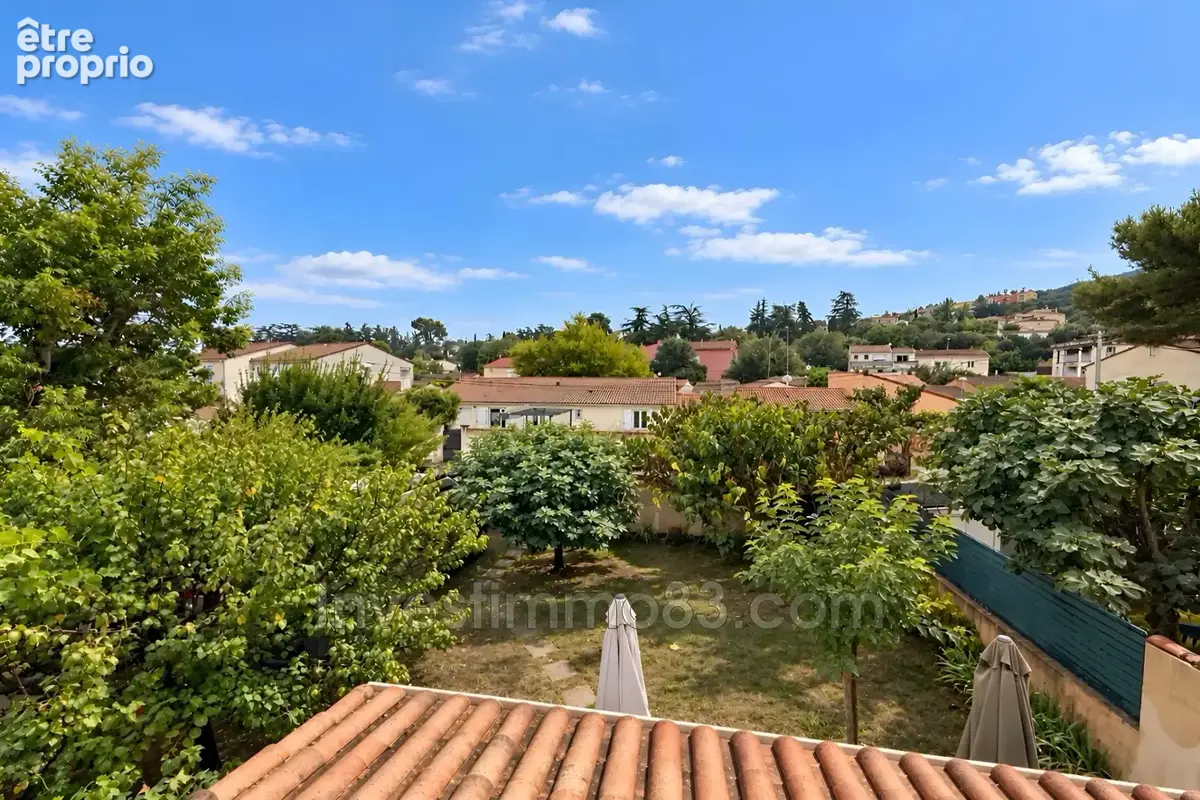 Maison 4 pièces 108 m² à vendre à Saint-Maximin-La-Sainte-Baume (83470) - photo 6
