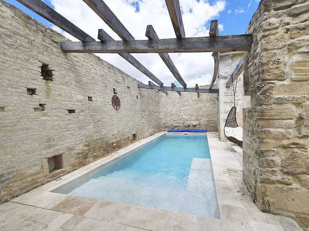 Maison à VILLEFAGNAN