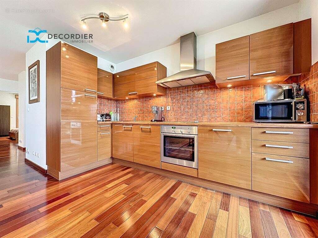 Appartement à EVIAN-LES-BAINS