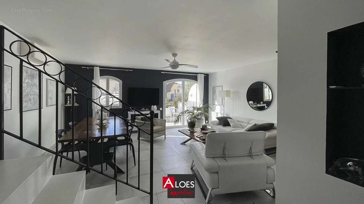 Maison à AIGUES-MORTES