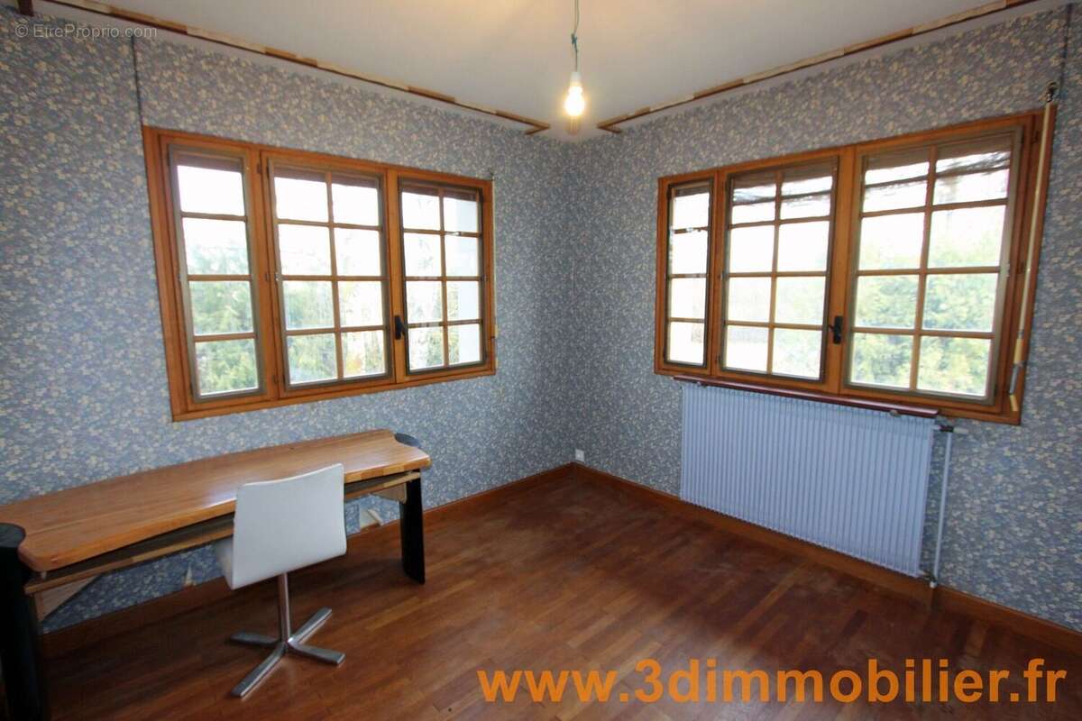 Photo 9 - Maison à LONS-LE-SAUNIER