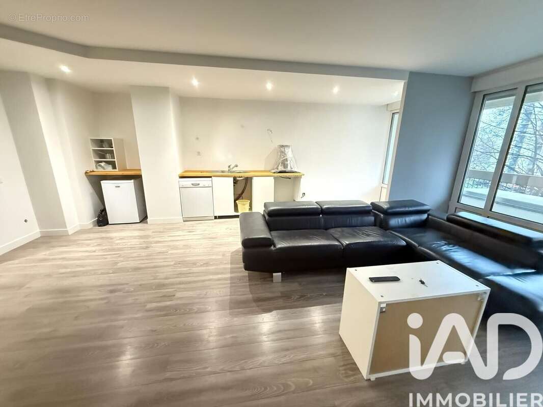 Photo 3 - Appartement à SAINT-DENIS