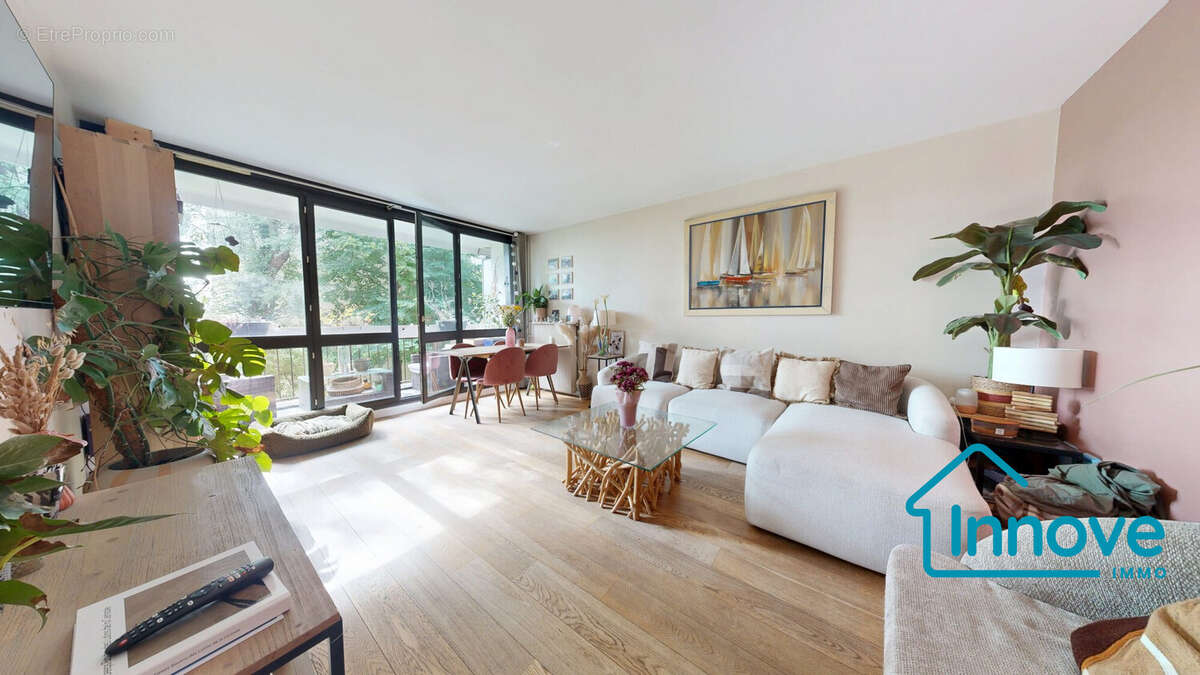 Appartement à GARCHES