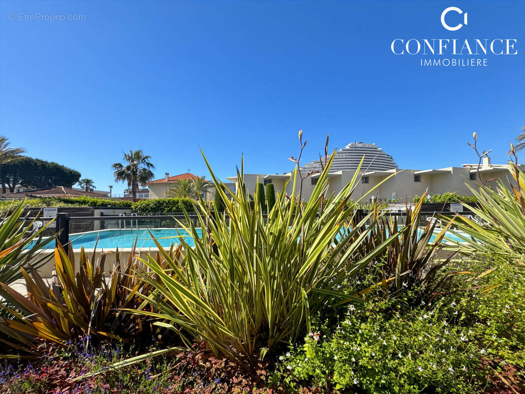 Appartement à VILLENEUVE-LOUBET