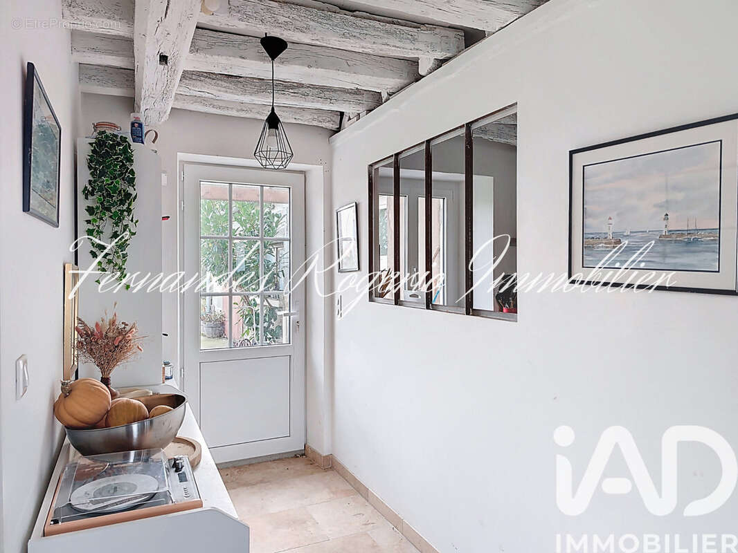 Photo 2 - Maison à BATILLY-EN-GATINAIS