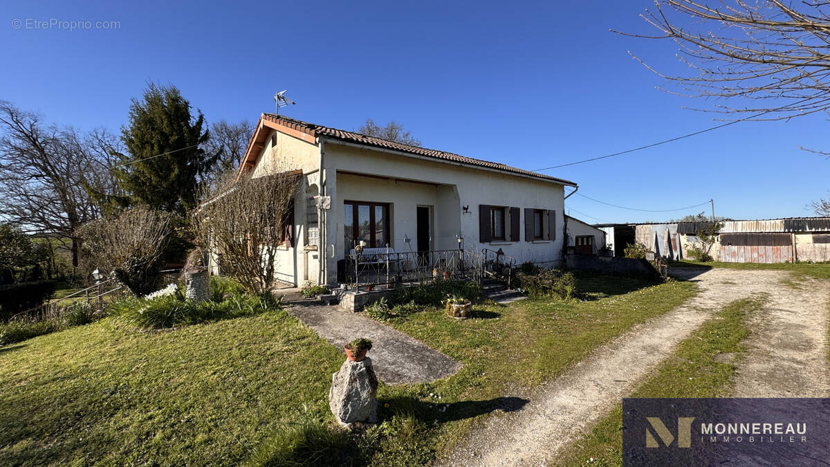 Maison à BARRET