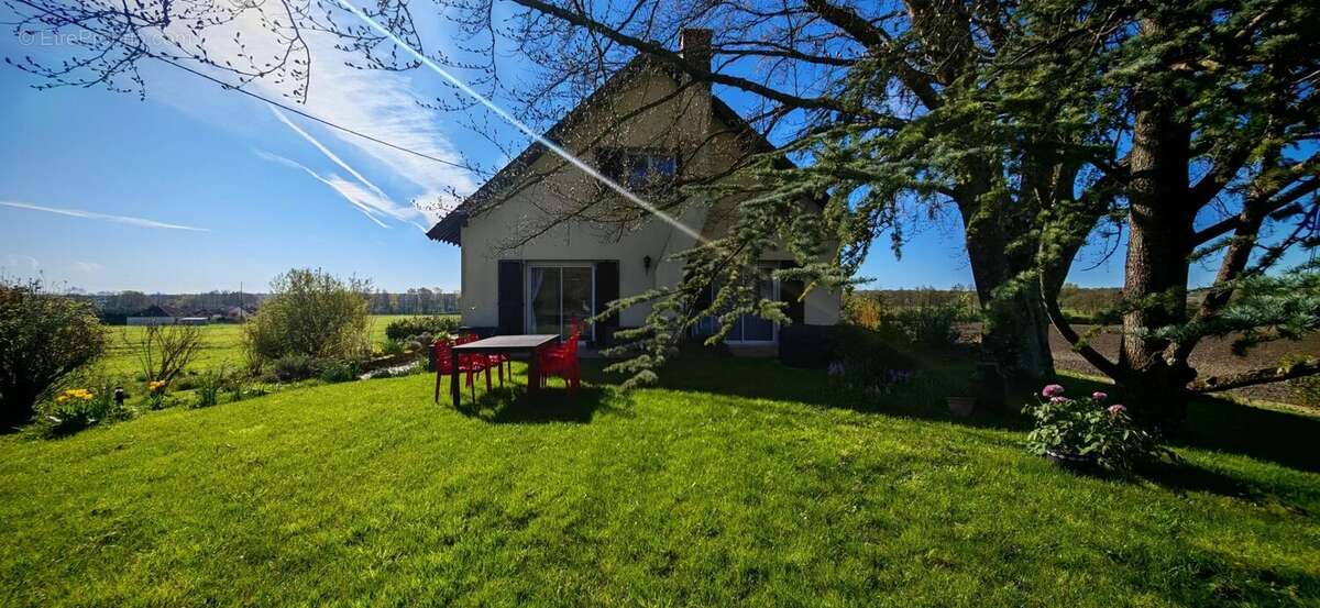Maison à LONGEVILLE-SUR-MOGNE