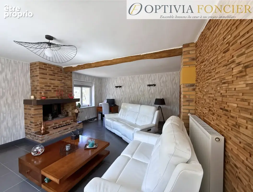 MAISON T7  - Quartier prisé - 190 m2 - 997 m2 de terrain clos - photo 6