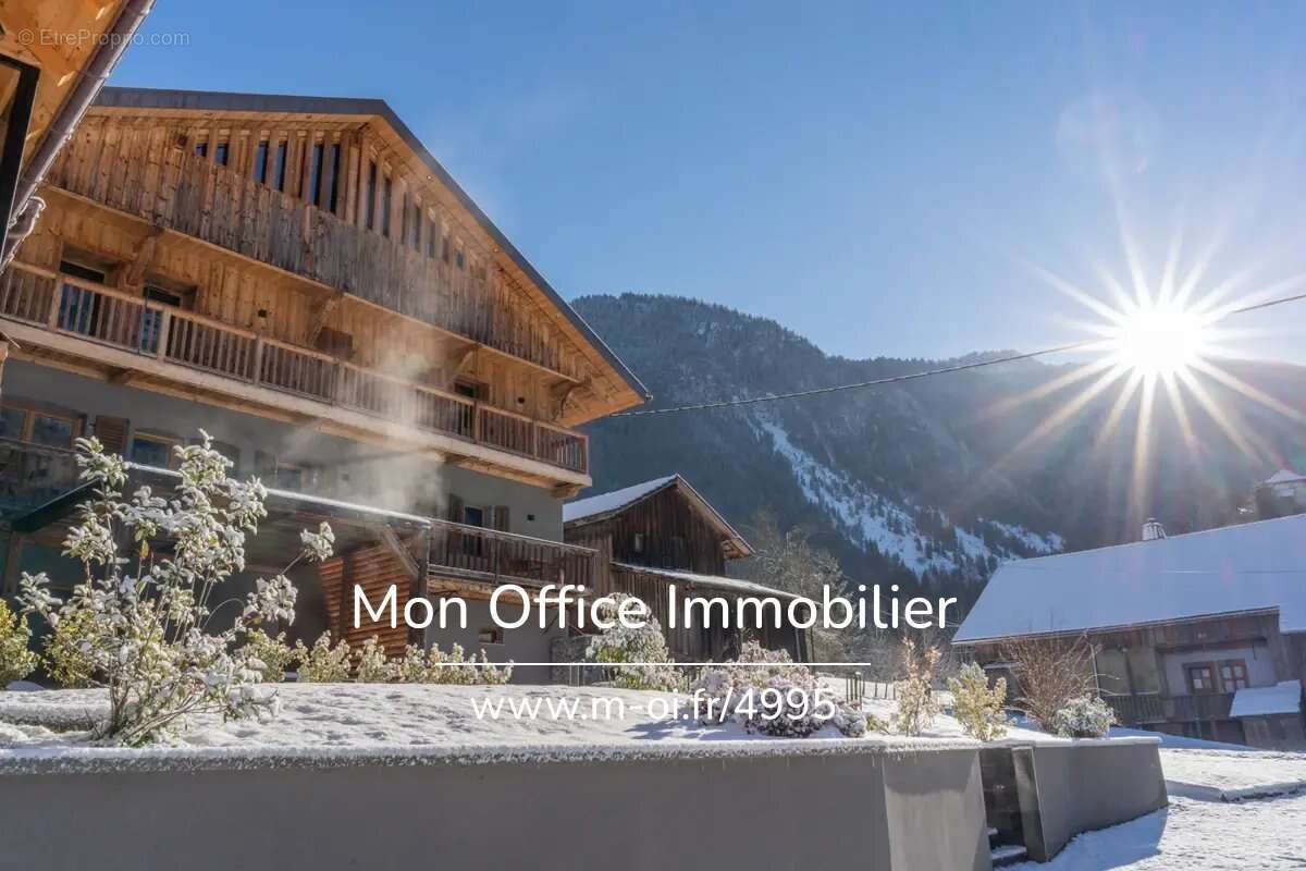 Référence : 6253-TCA. - Chalet de haut standing 5 suites - Sauna et Spa - Au calme absolu - photo 2