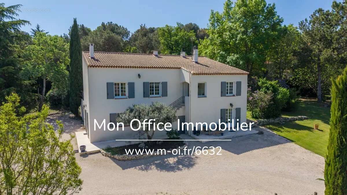Référence : 6632-SBA - Villa 7 pièces - Quartier Saint Donat - Aix-en-Provence - photo 2