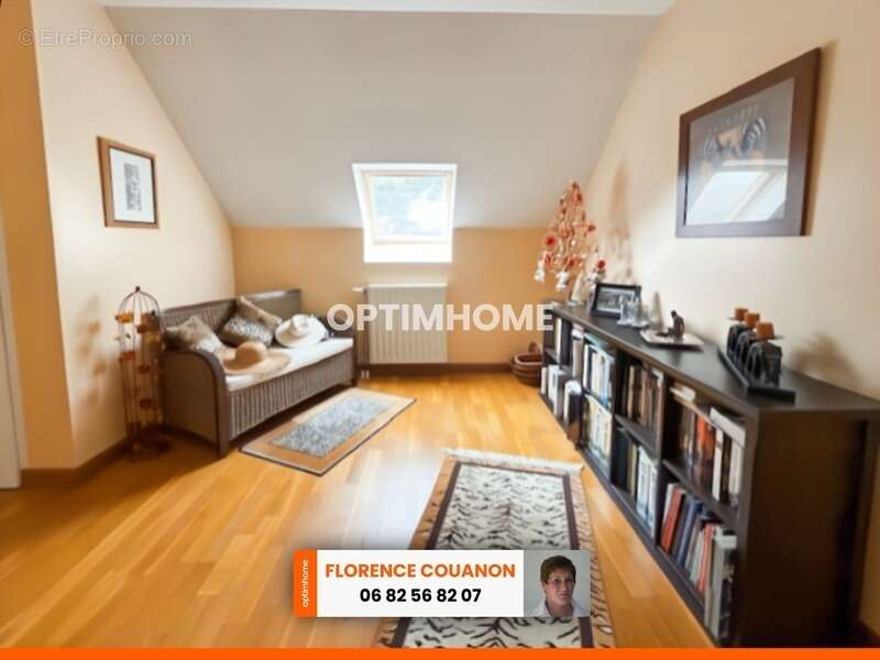 VAL SAINT GERMAIN. Propriété de 170 m² - 5 ch dont suite au RDC - Terrain 2688 m² divisible & constructible - photo 13