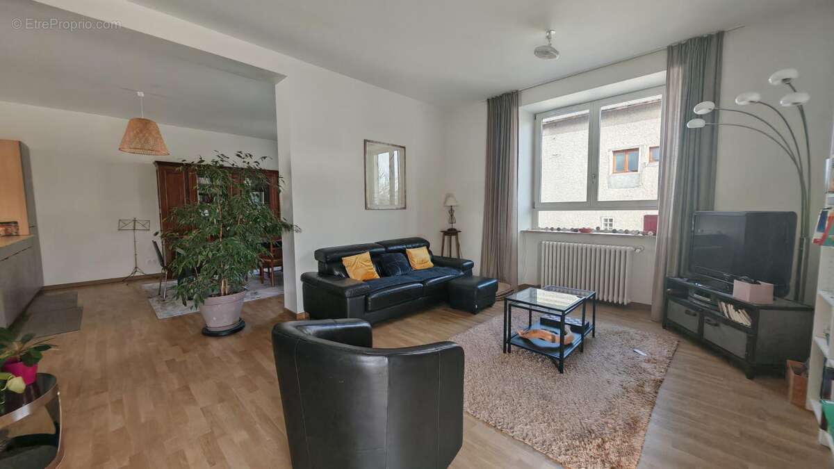 Maison 153 m² à Voiron  - photo 10