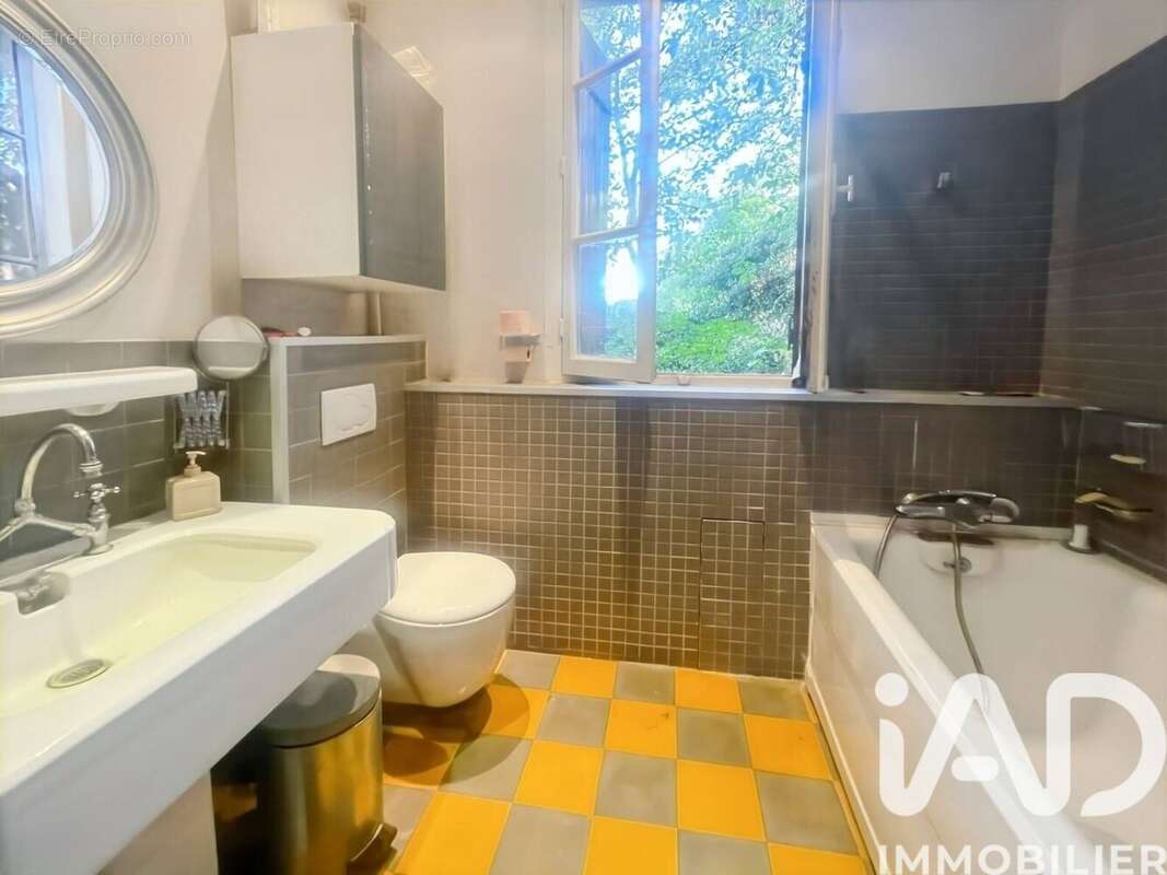 Photo 8 - Maison à NIMES