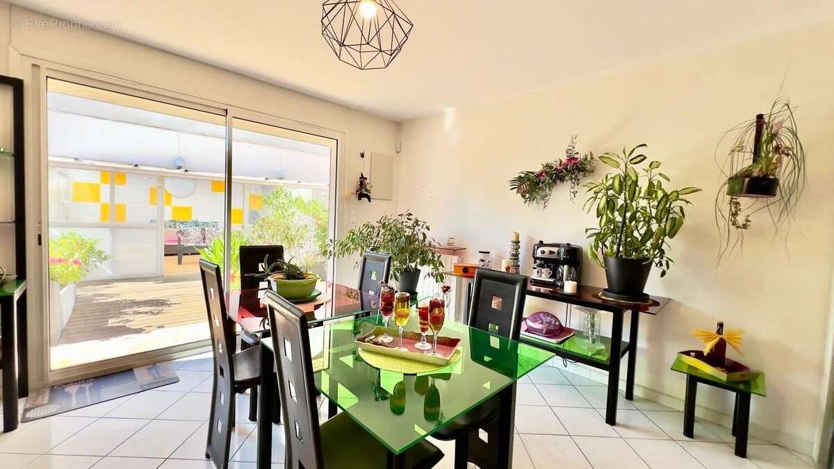 Maison à SAINTE-LIVRADE-SUR-LOT