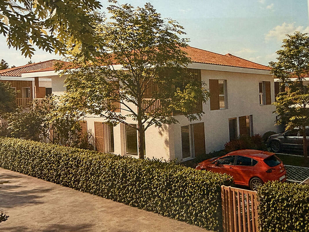 Appartement à TOSSE
