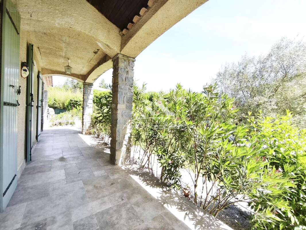 Maison à SALINDRES
