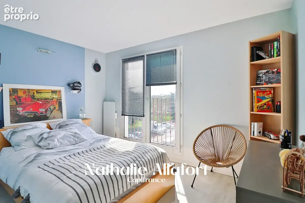 Dpt Essonne (91), à vendre VIRY CHATILLON appartement T5 avec box en sous-sol - photo 9