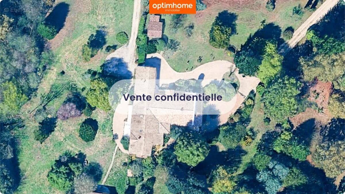 Maison à LEOGNAN