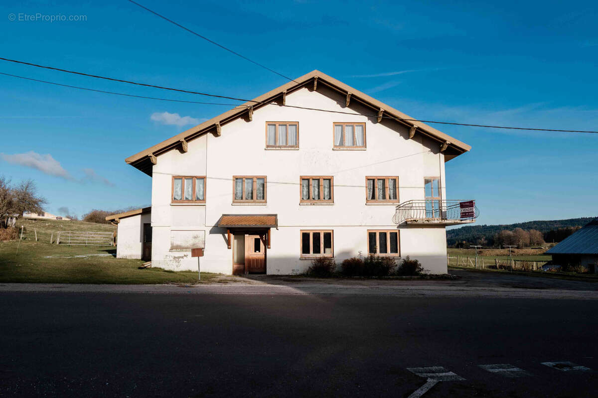 Maison à LA LONGEVILLE