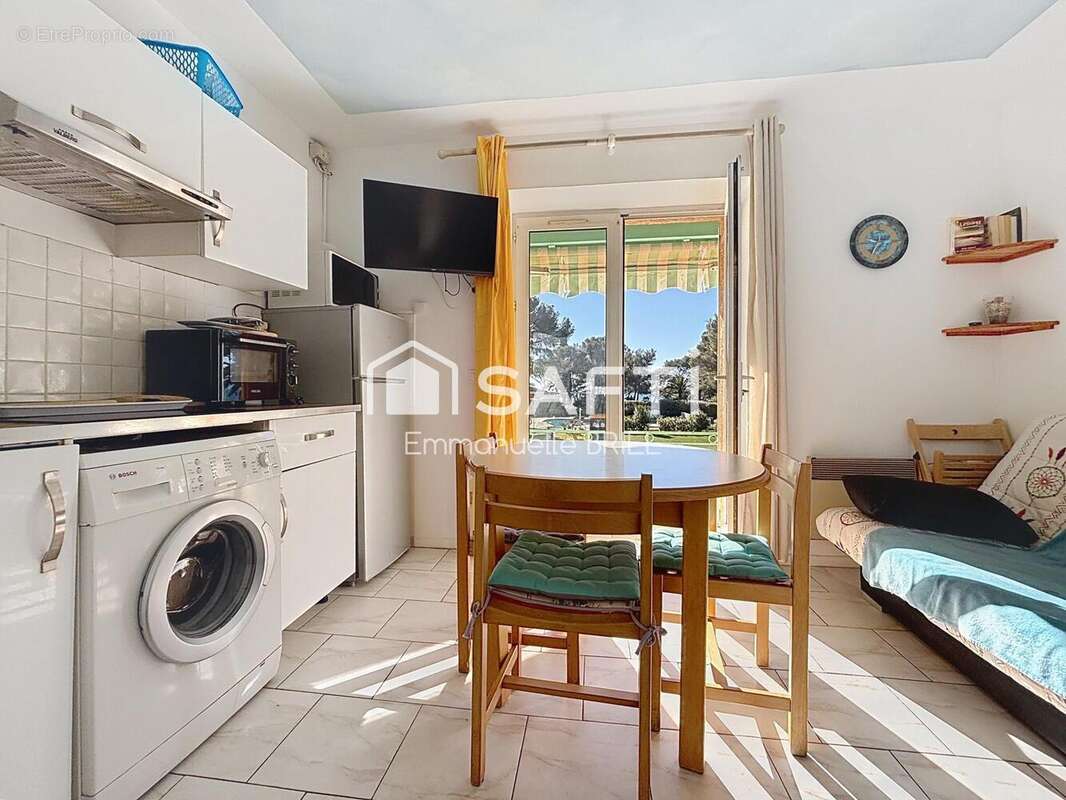 Photo 3 - Appartement à SAINT-RAPHAEL