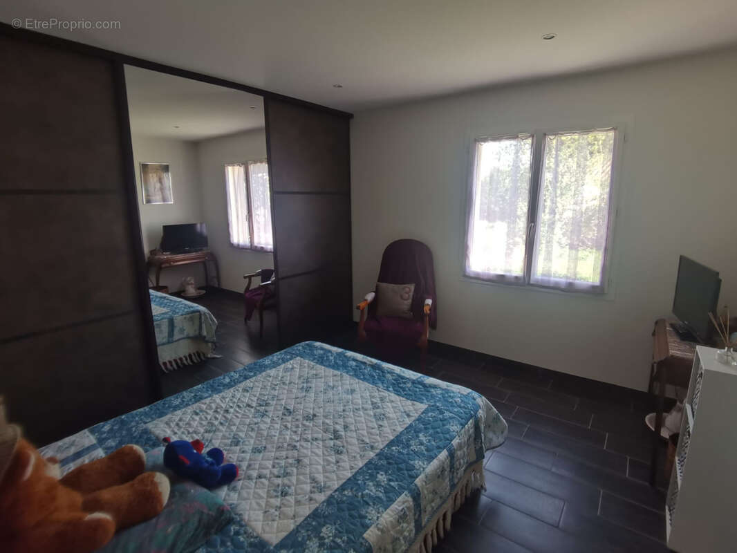 Maison à CHASSENEUIL-SUR-BONNIEURE