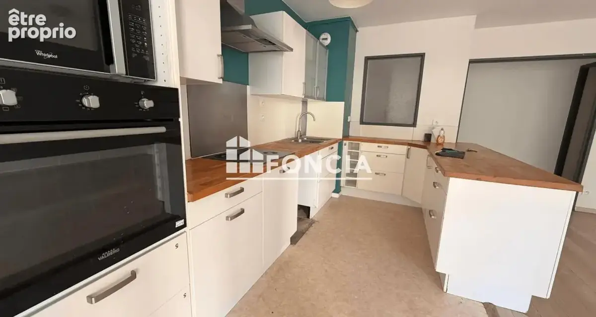 Appartement de 80 m² avec balcon et cave - photo 5