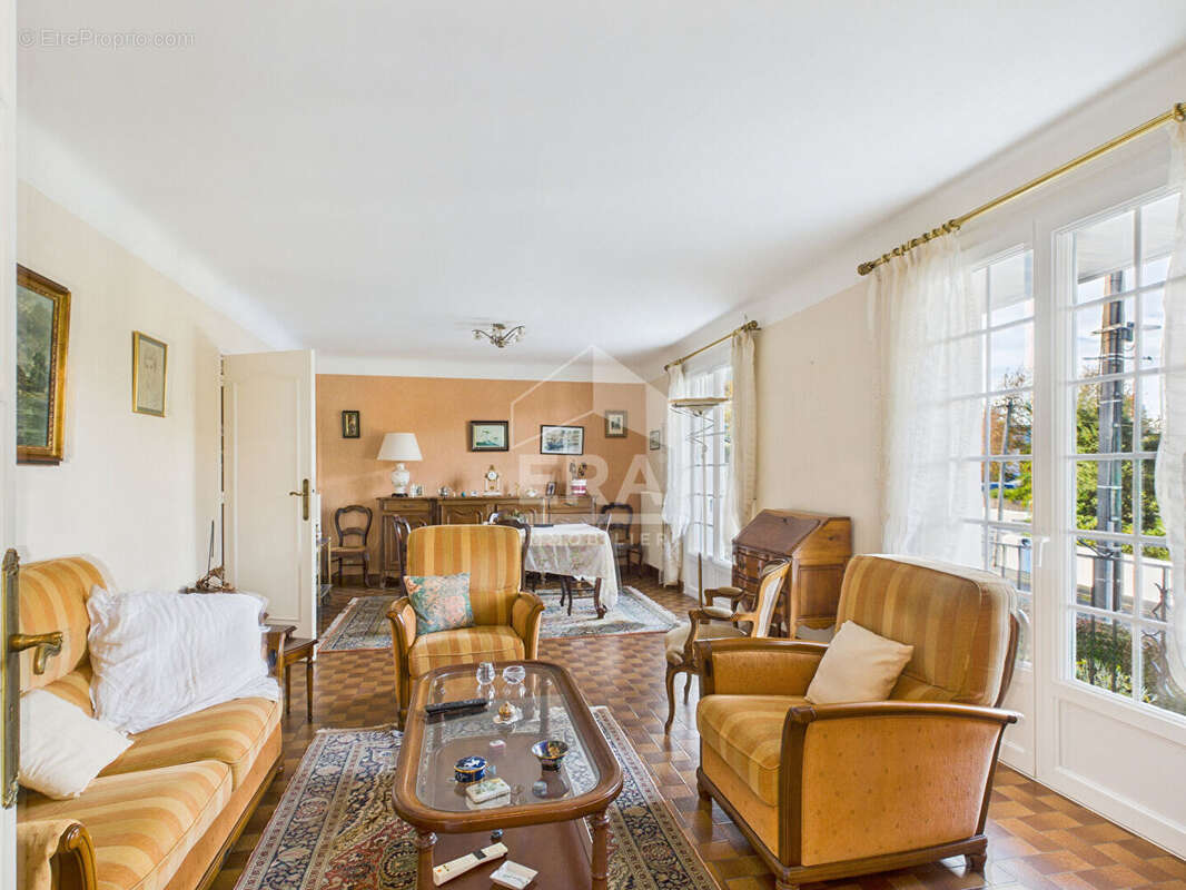 Maison à vendre à Anglet - Quartier calme et résidentiel - photo 3