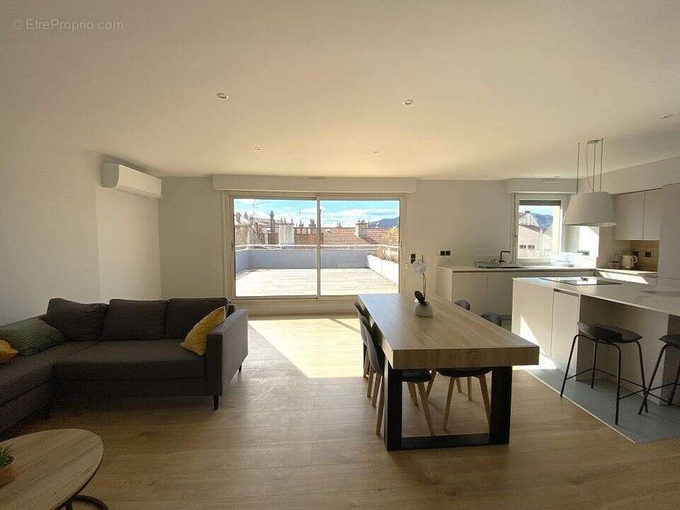Appartement à VALENCE