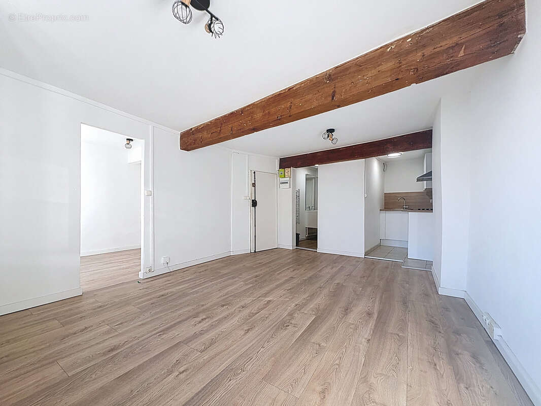 Appartement à TASSIN-LA-DEMI-LUNE