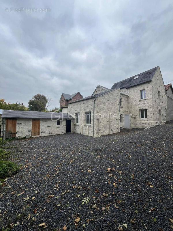 Maison à CHARMES