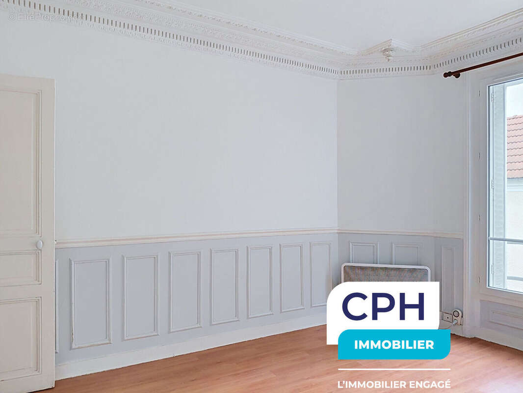 Appartement à COURBEVOIE