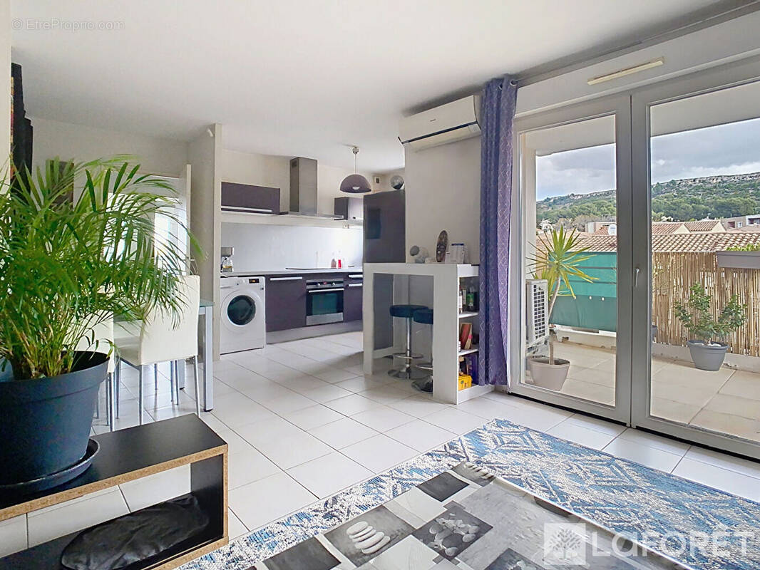 Appartement à VITROLLES