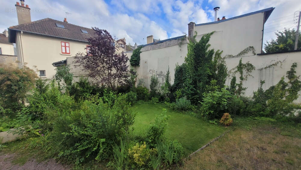 EXCLUSIVITE CAEN Rive-droite, charmant studio de 31,17m² avec cave dans petite copropriété - photo 9