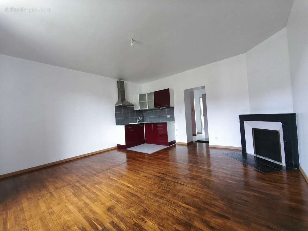 Appartement à BOUXIERES-AUX-CHENES