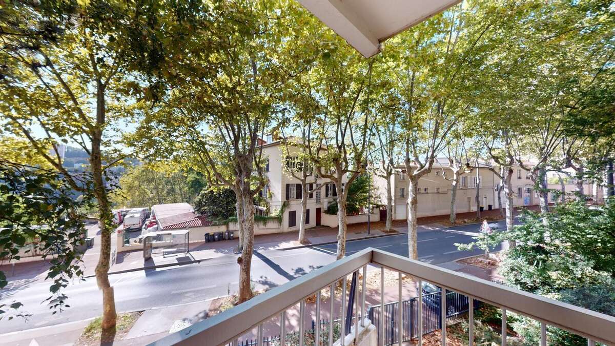 Appartement à LYON-1E