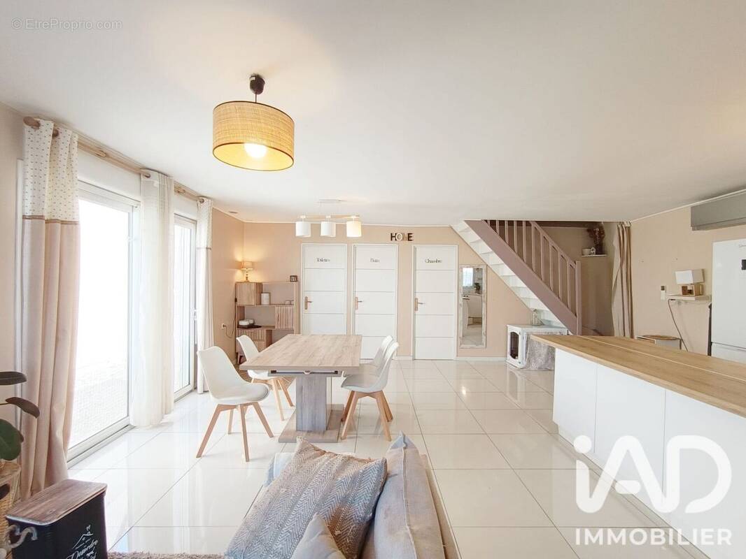 Photo 1 - Maison à MICHERY