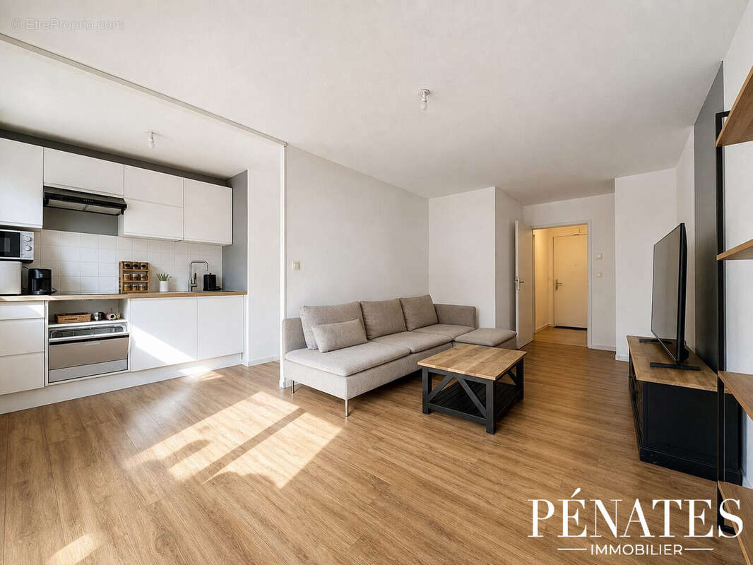 Appartement à PETIT-COURONNE