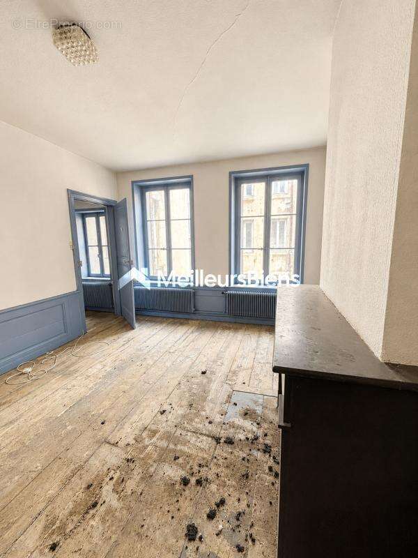 Nancy centre appartement 28 m² à rénover,  2e étage - photo 2